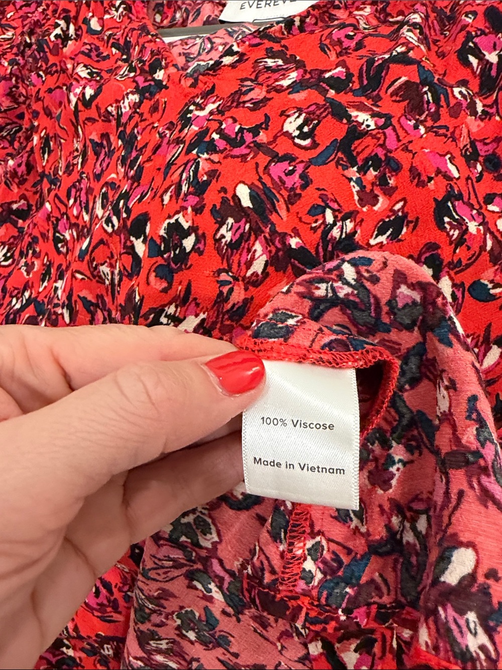 EVERVE Red Floral Flutter Sleeve Blouse Size M - Picture 5 of 5